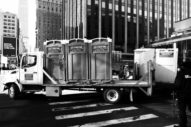 Portable bathroom rental in Roberts, WI